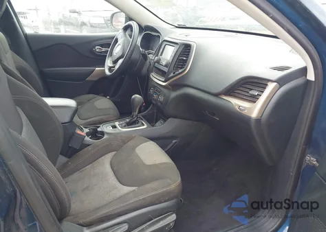 2018 Jeep Cherokee Latitude Fwd from USA, damaged, VIN 1C4PJLCB5JD538696